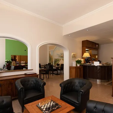 Dei Tigli Hotell 3*