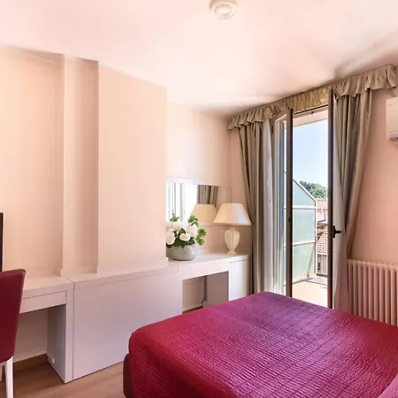 Dei Tigli Hotell 3*