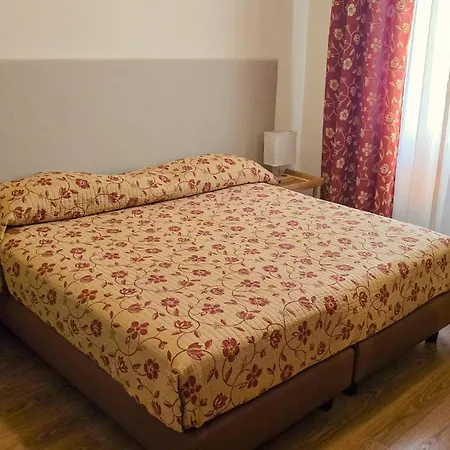 فندق Dei Tigli 3*