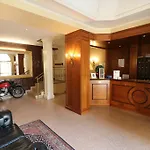 Hotell Dei Tigli Angera