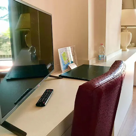 מלון Dei Tigli 3*