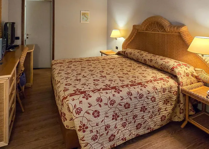 Dei Tigli Hotel Angera